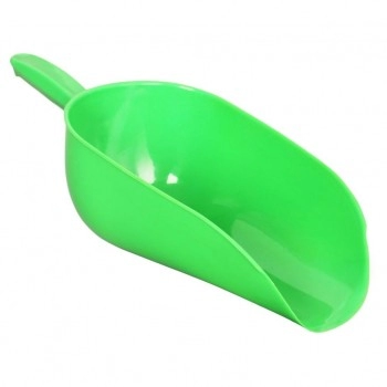 Pá de Plástico para Ração com Base Redonda Verde 23x8cm Agrozootec